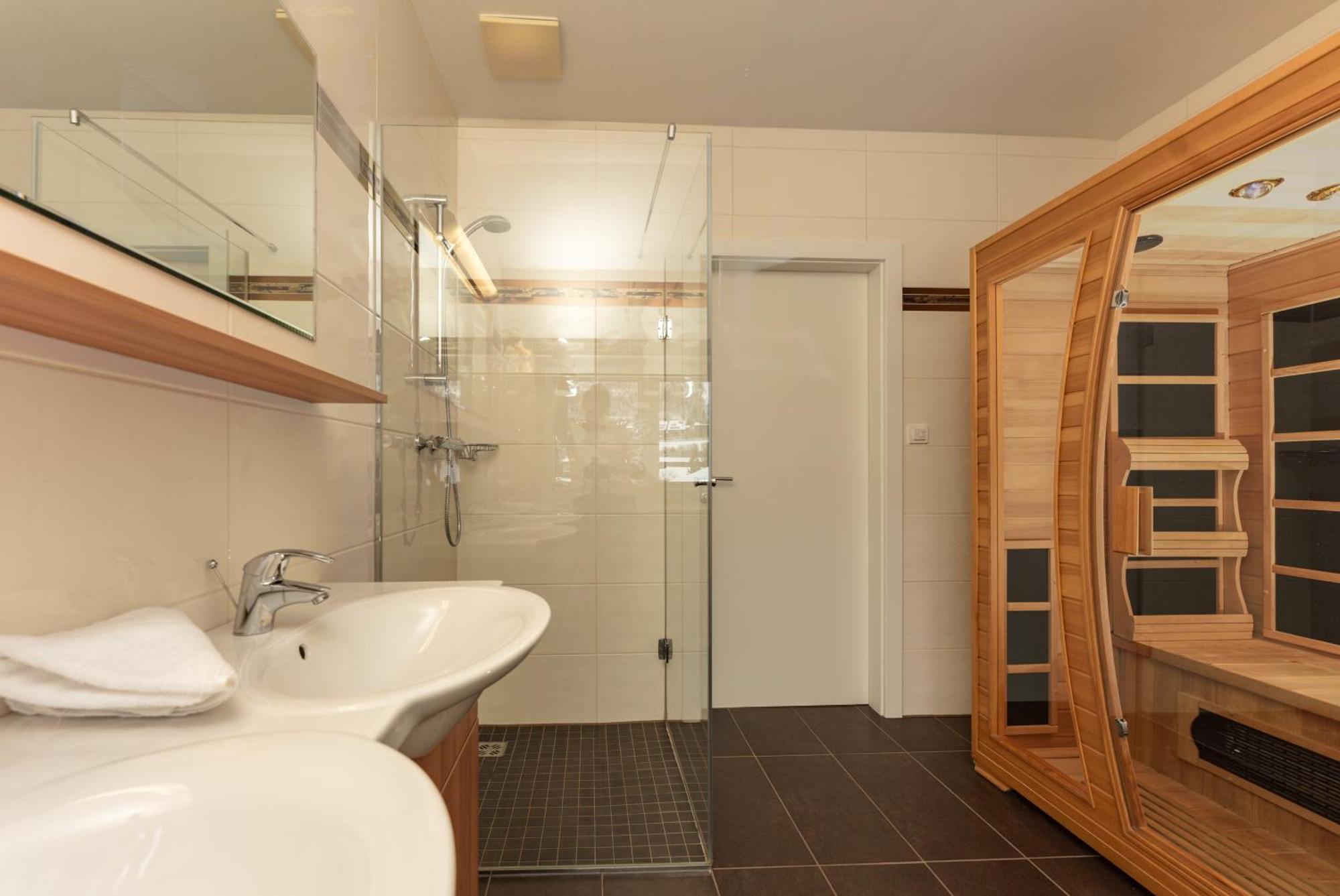 Ferienwohnungen Karoline By Schladming-Appartements 객실 사진